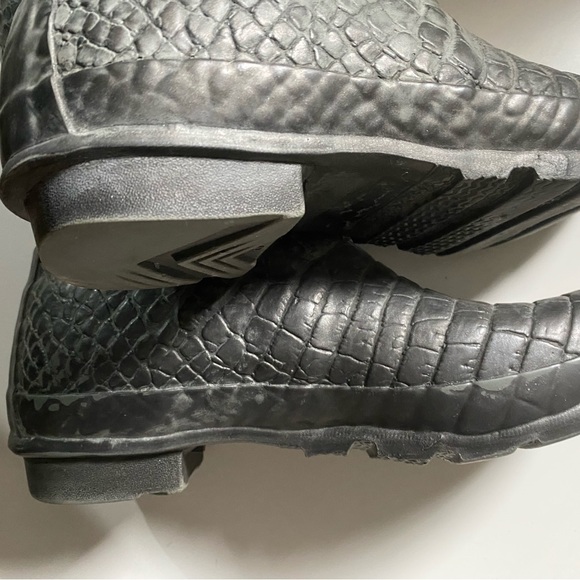 Jimmy Choo’s for Hunter rain boots. Size 7 - Picture 3 of 3